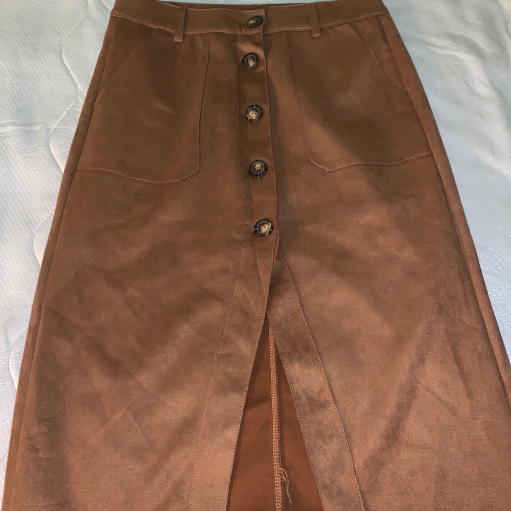 Camel skirt